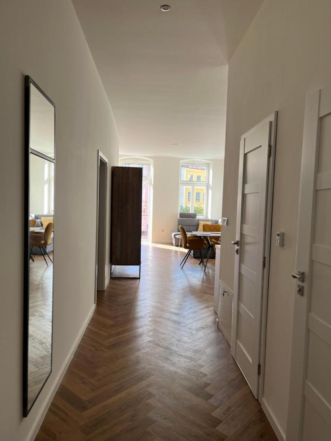 Apartmany Male Namesti, Broumov Luaran gambar