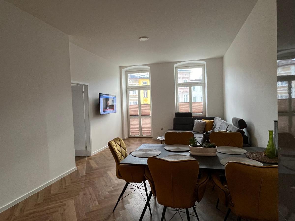 Apartmany Male Namesti, Broumov Luaran gambar
