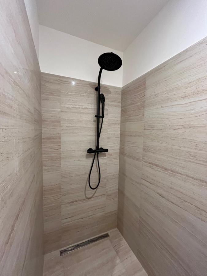 Apartmany Male Namesti, Broumov Luaran gambar